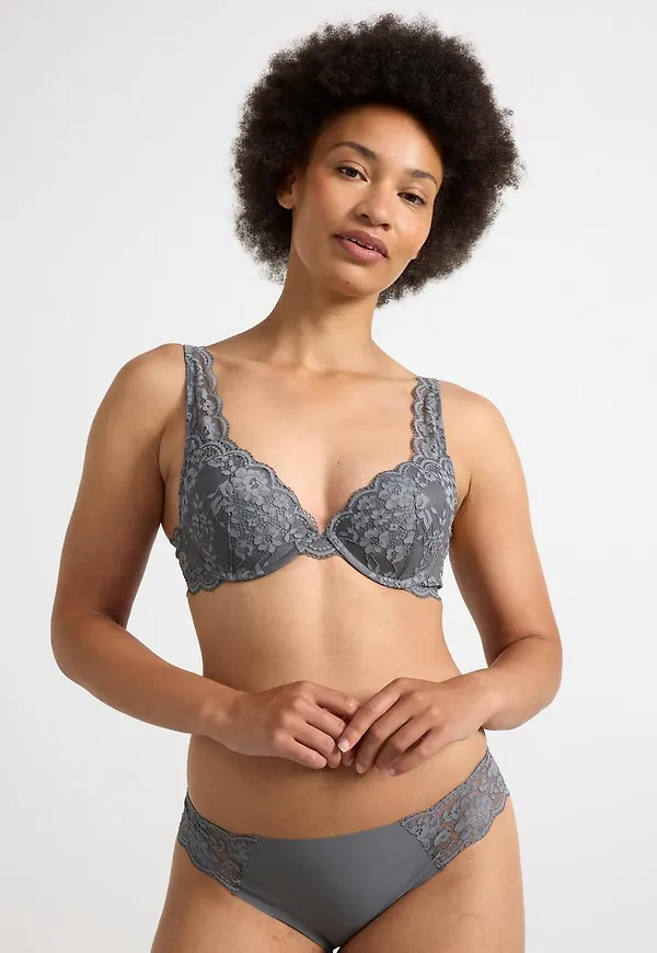 Malva push up-bh i spets