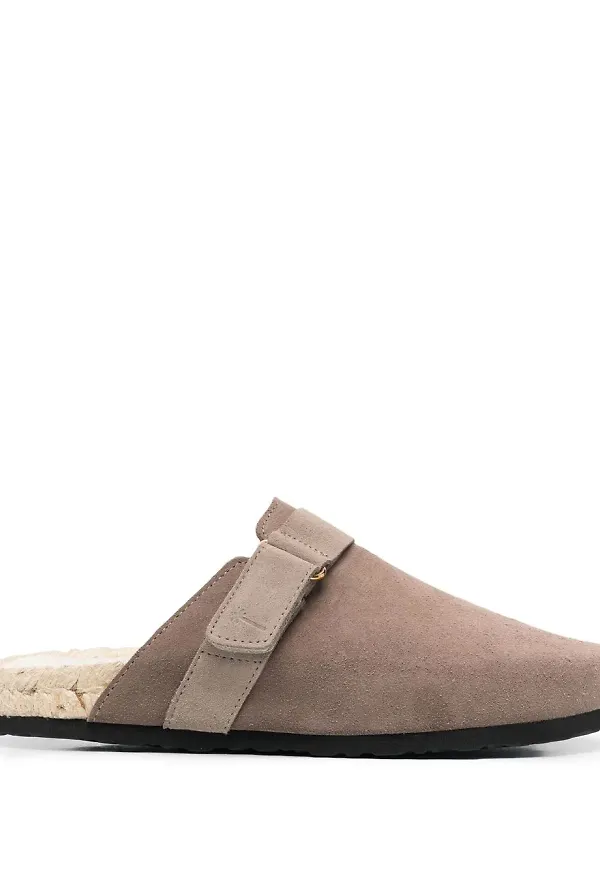 Manebi slip-ons med rundad tå - Brun
