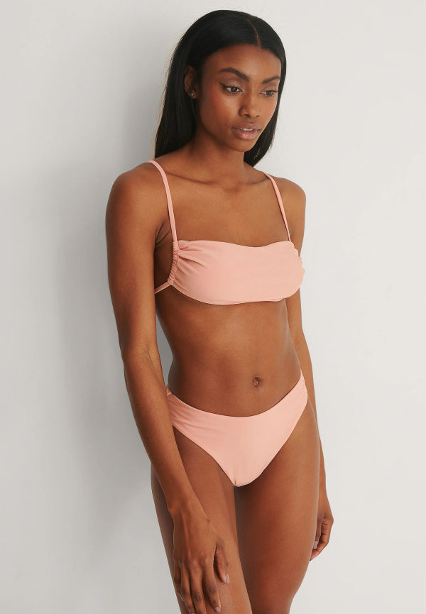 Marije Zuurveld x NA-KD Recycled bikiniunderdel med hög midja - Pink