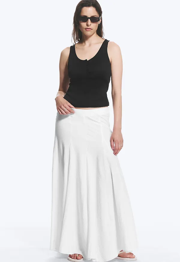Maxi crincle skirt
