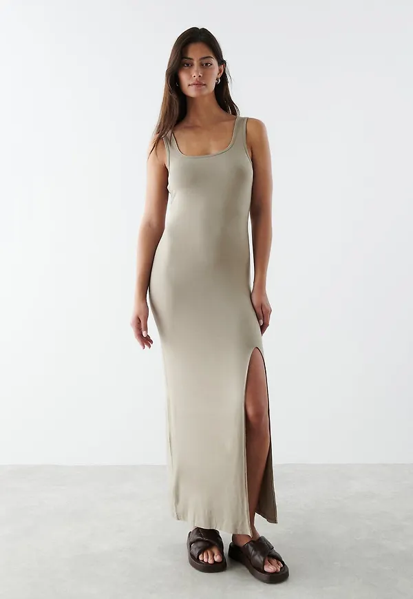 Maya dress