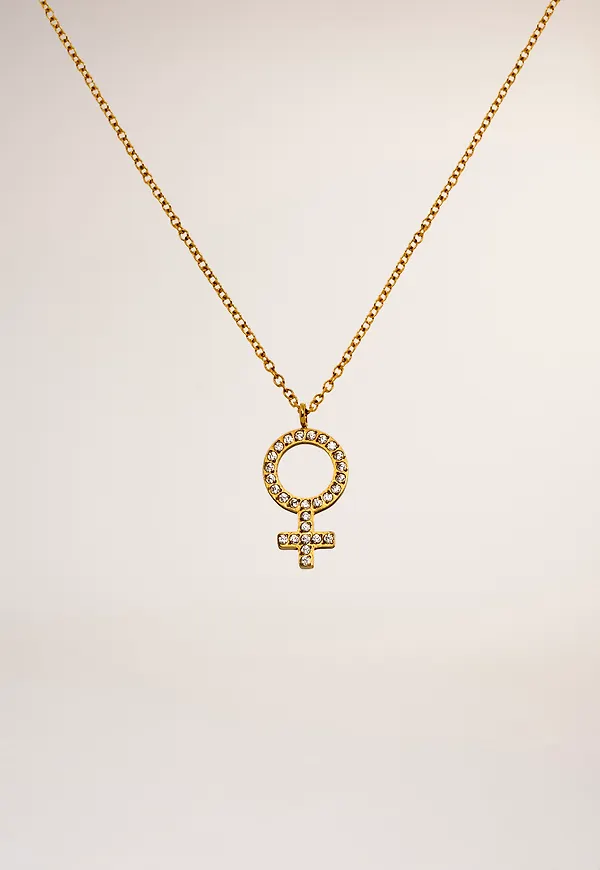 Me necklace