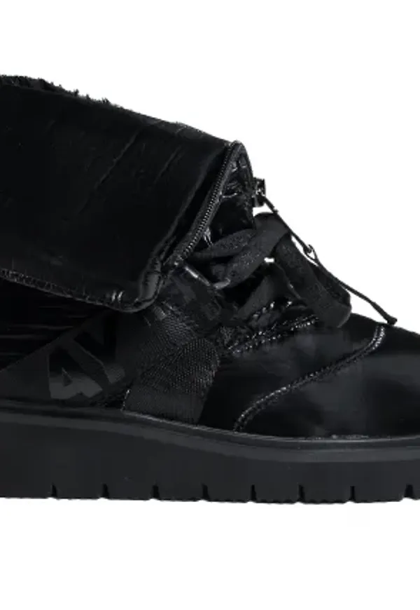 Melrose Zip