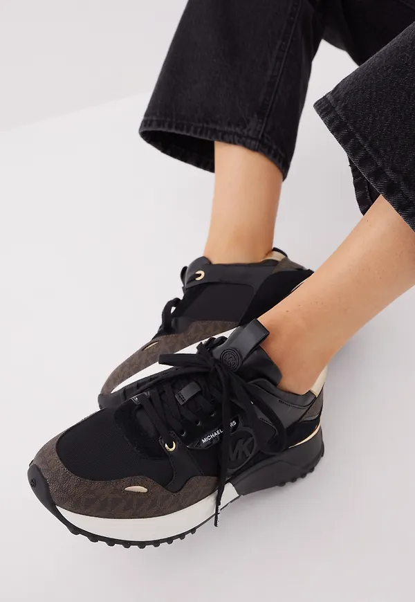 Michael Kors - Svart - Theo Trainer