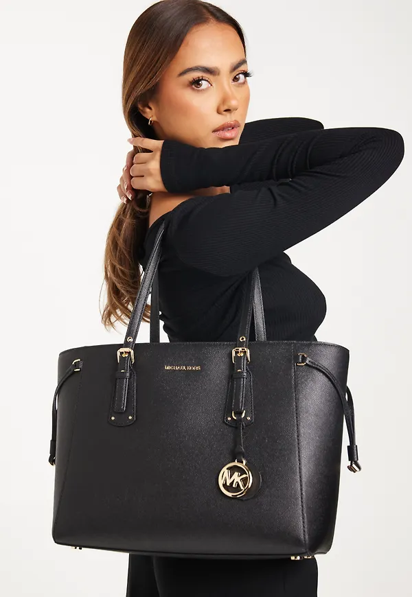 Michael Kors - Svart - Voyager Tote