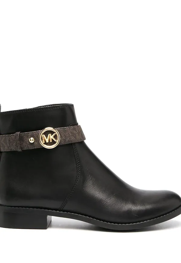 Michael Michael Kors ankelboots med logotypspänne - Svart