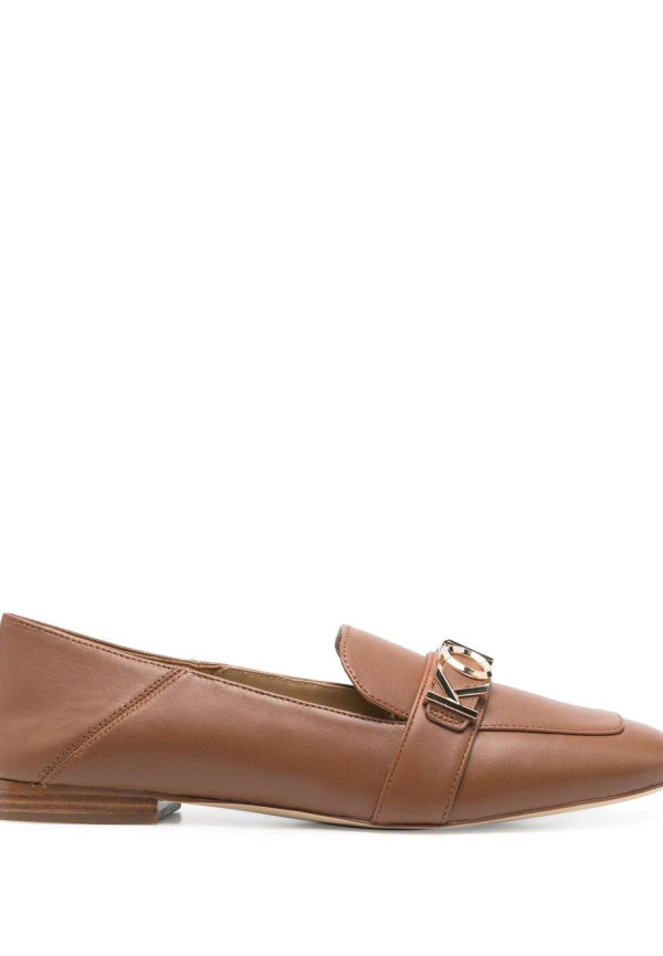 Michael Michael Kors läderloafers med logotypspänne - Brun