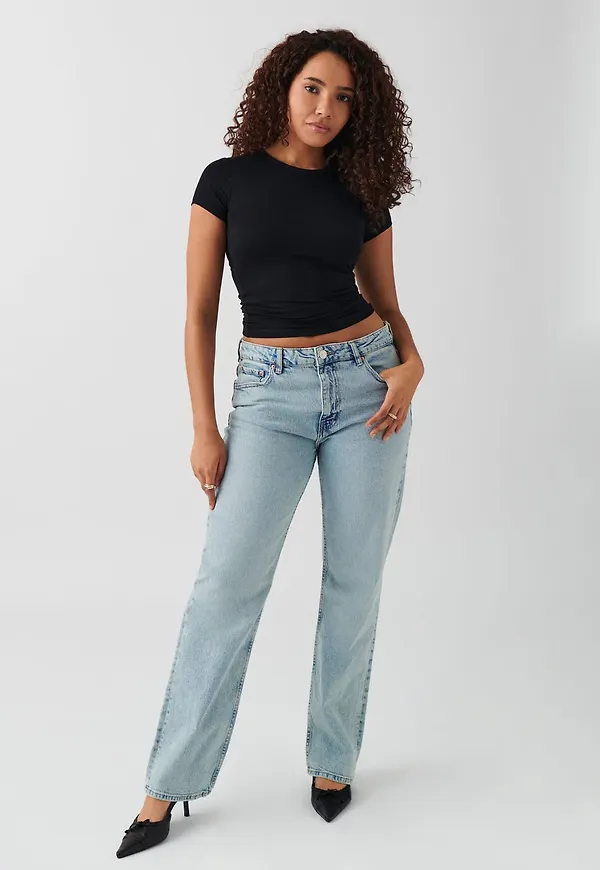 Mid straight jeans