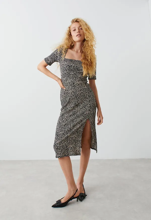 Midi dress