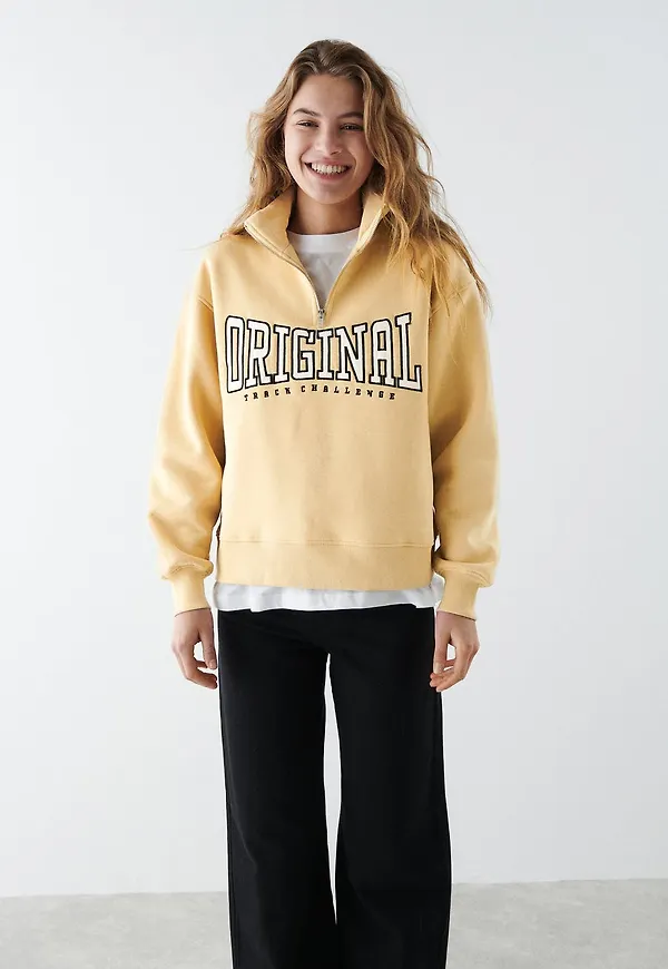 Mindy zip sweater