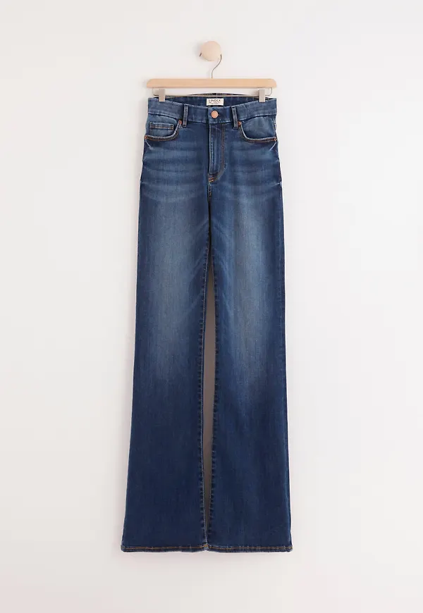 FLARE Mira extra långa jeans med superstretch