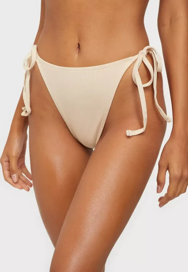 Missguided - Bikinitrosor - Cream - NELLY x MISSGUIDED Ribbed Boomerang Bikini Bottom - Bikinis