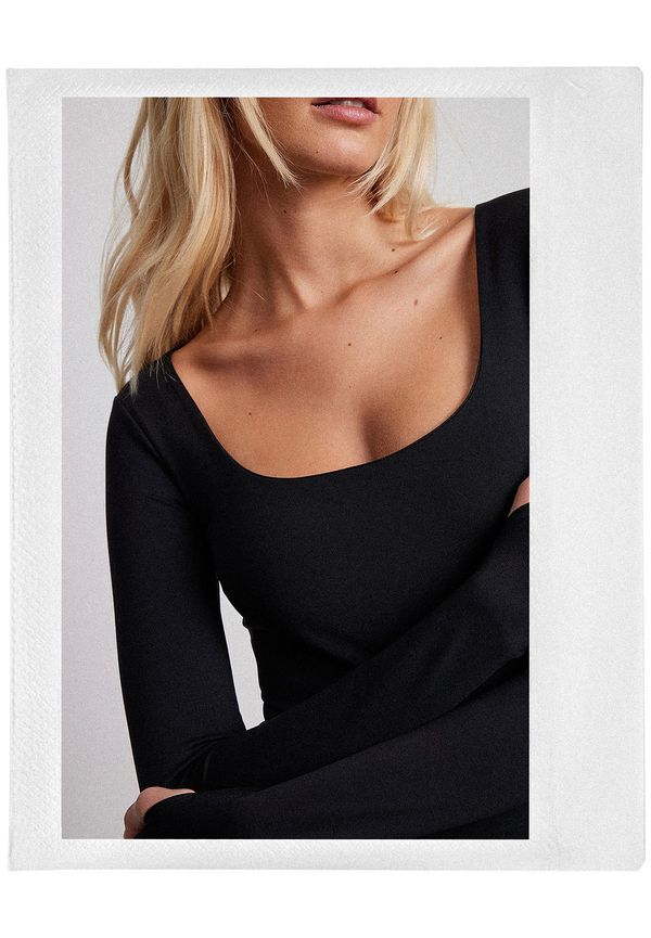 Moa Mattsson x NA-KD Långärmad body med djup hals - Black