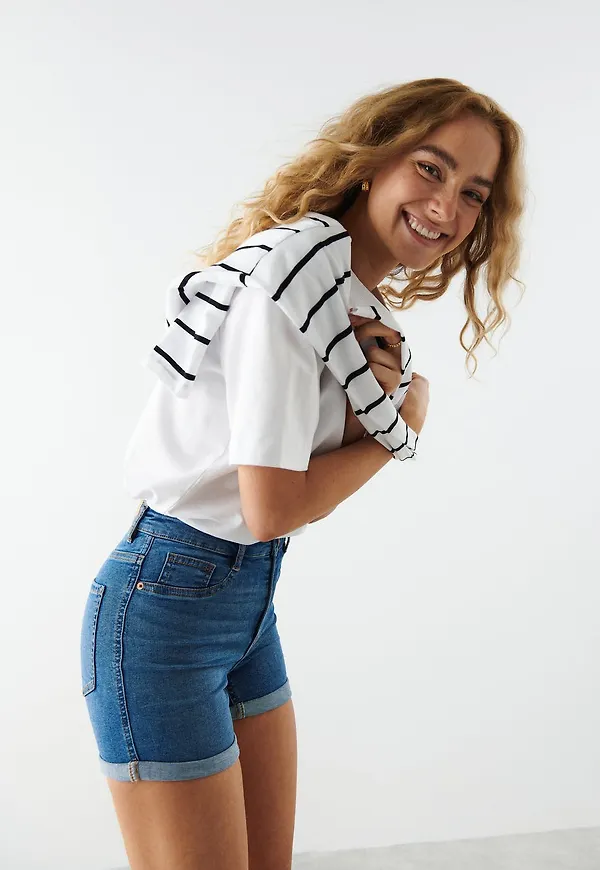 Molly denim shorts