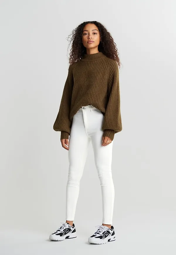 Molly PETITE high w jeans