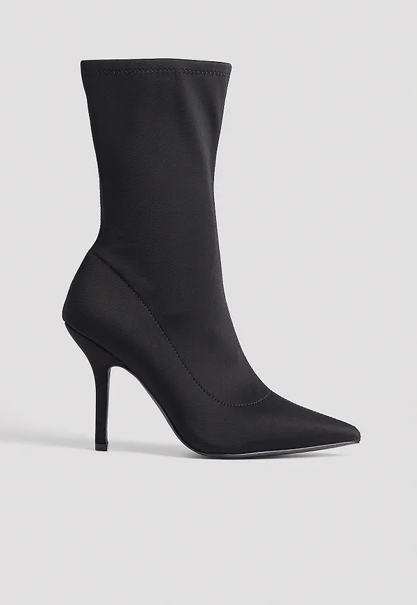 Molly Rustas x NA-KD Strumpboots - Black
