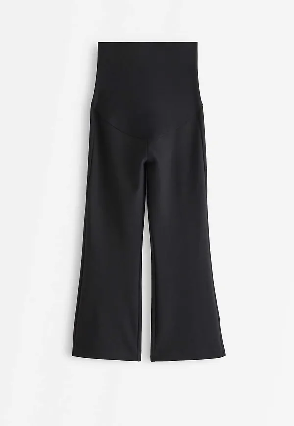MOM croppade utsvängda byxor