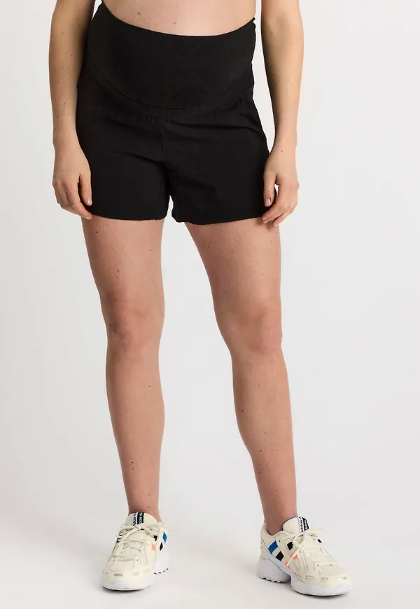MOM svarta viskosshorts