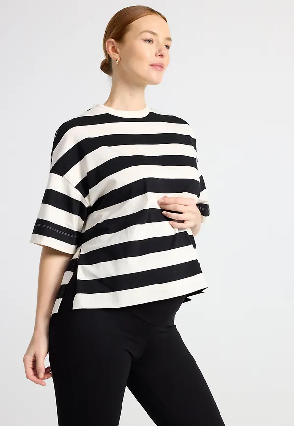 MOM t-shirt i bomull
