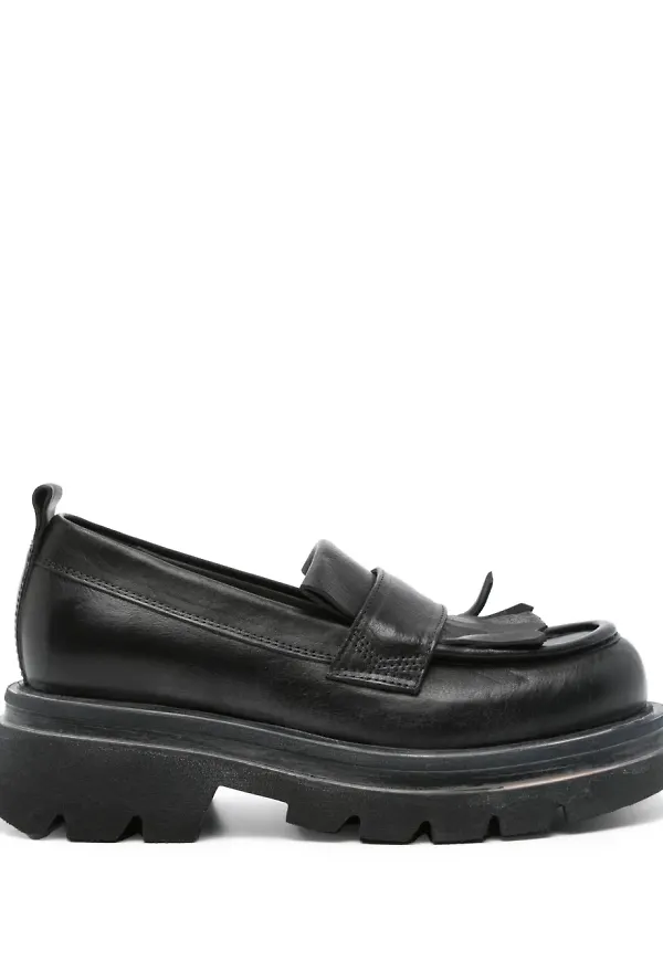 Moma loafers med fransdetalj - Svart