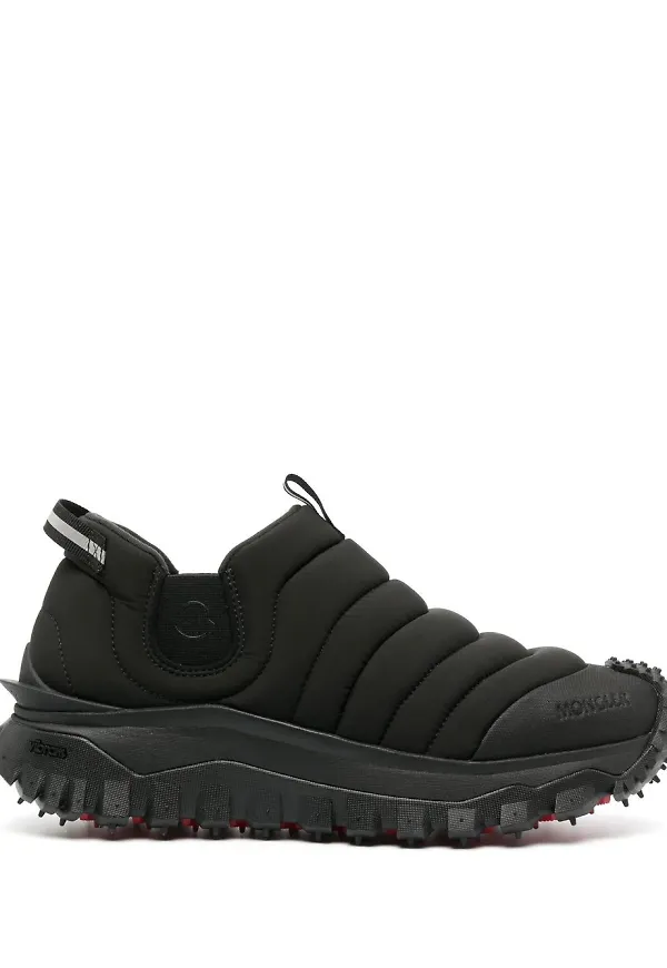 Moncler quiltade sneakers med snörning - Svart