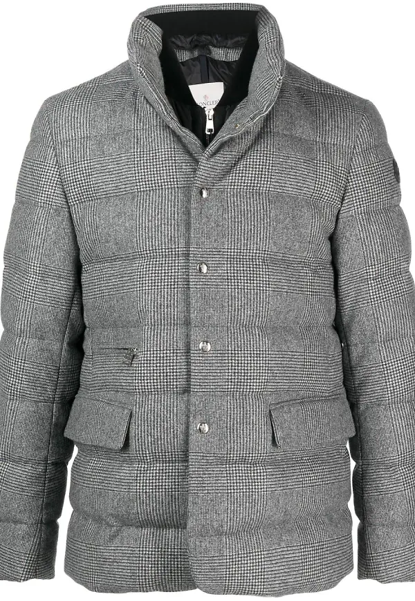 Moncler vadderad jacka med knäppning - Svart