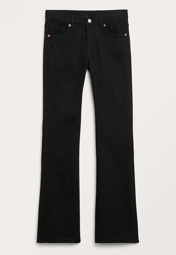Monki Jeans Med Låg Midja Och Utsvängda Ben Svart, Straight i storlek W 36