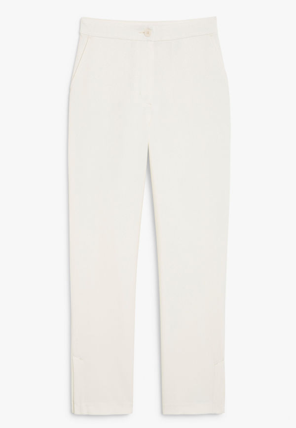 Monki Side Slit Trousers Off-white, Byxor i storlek 48 och färg Vit