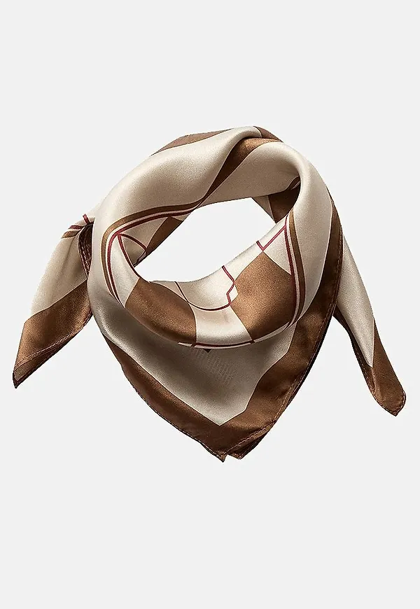 Mönstrad sidenscarf