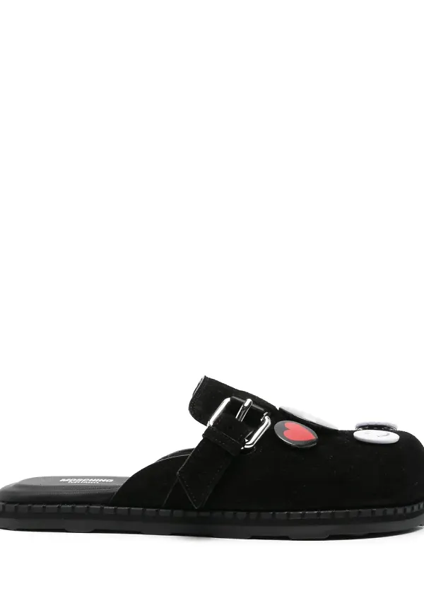Moschino tofflor med brosch - Svart