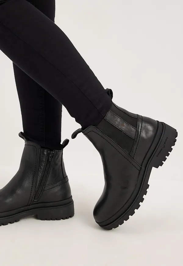 Mount Verdi Zip Leather Boot