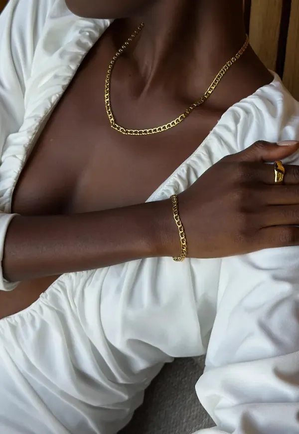 Muli Collection - Guld - Thin Bismarck Necklace