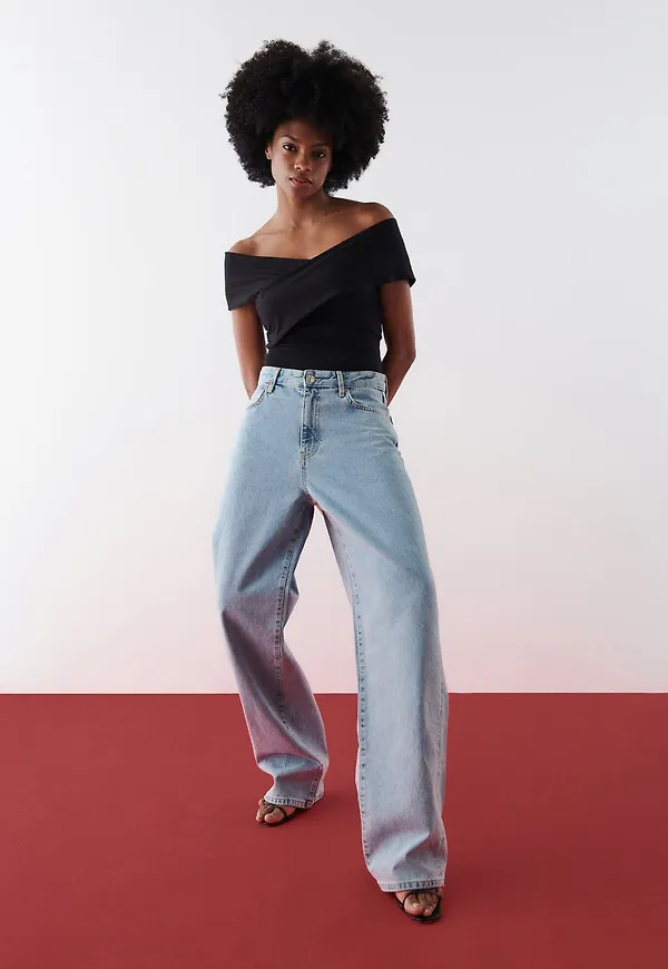 MW loose jeans