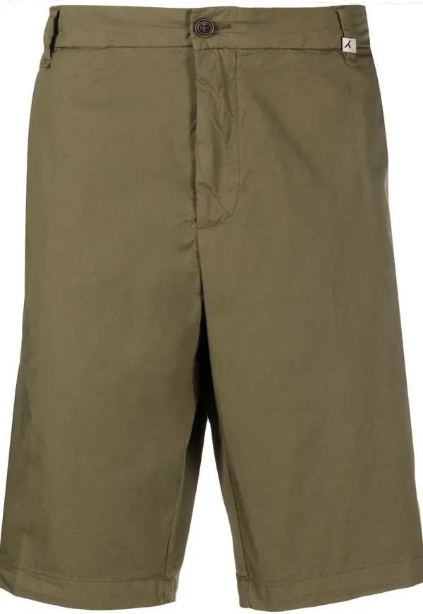 Myths utsvängda chinosshorts - Grön
