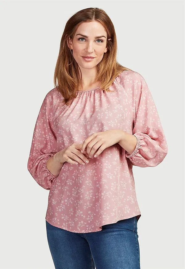Mönstrad blus