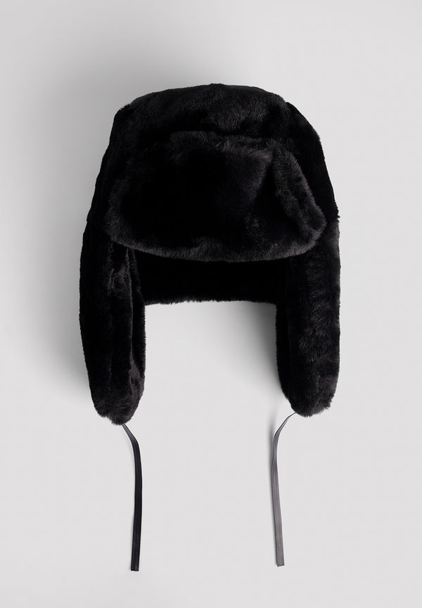 NA-KD Accessories Mjuk hatt med fuskpäls - Black