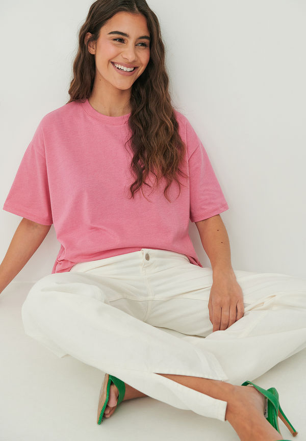 NA-KD Basic Ekologisk oversize t-shirt med rund hals - Pink