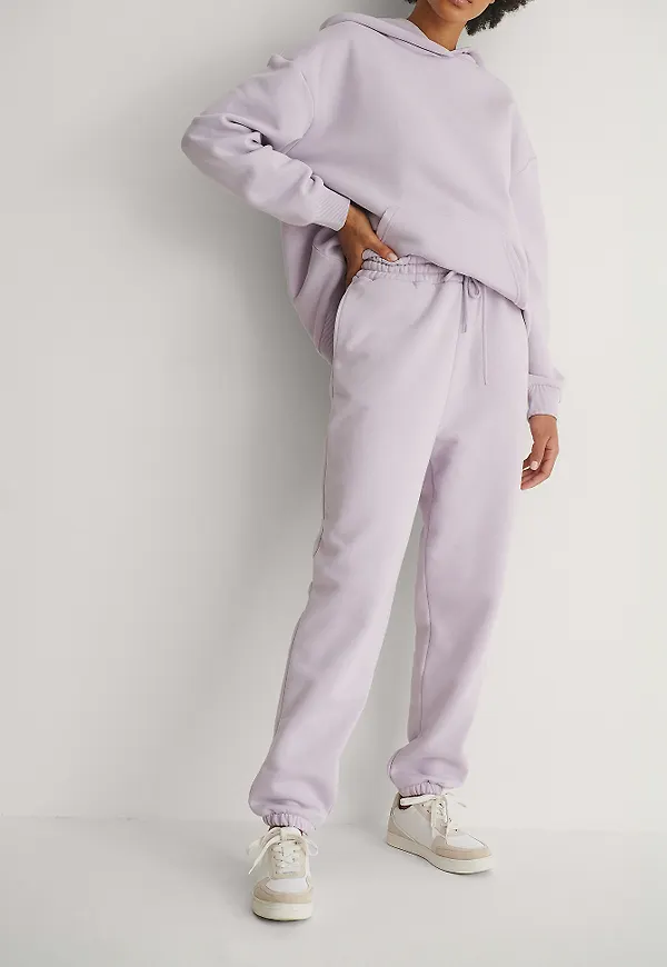 NA-KD Basic Ekologiska, avsmalnande sweatpants - Purple