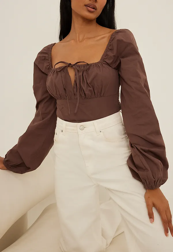 NA-KD Blus med lång ärm - Brown
