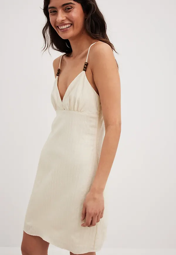 NA-KD Boho Miniklänning med pärldetalj - Offwhite