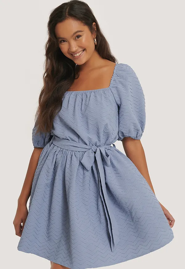 NA-KD Boho Miniklänning Med Struktur Och Knytning I Midjan - Blue