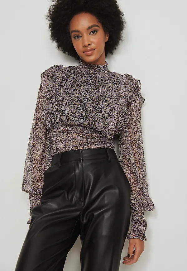 NA-KD Boho Recycled blus med smockad midja och tryck - Flower
