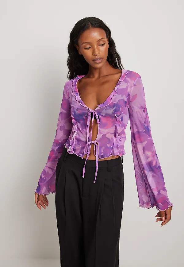 NA-KD Cardigan i mesh med knytdetalj och volanger - Purple,Flower