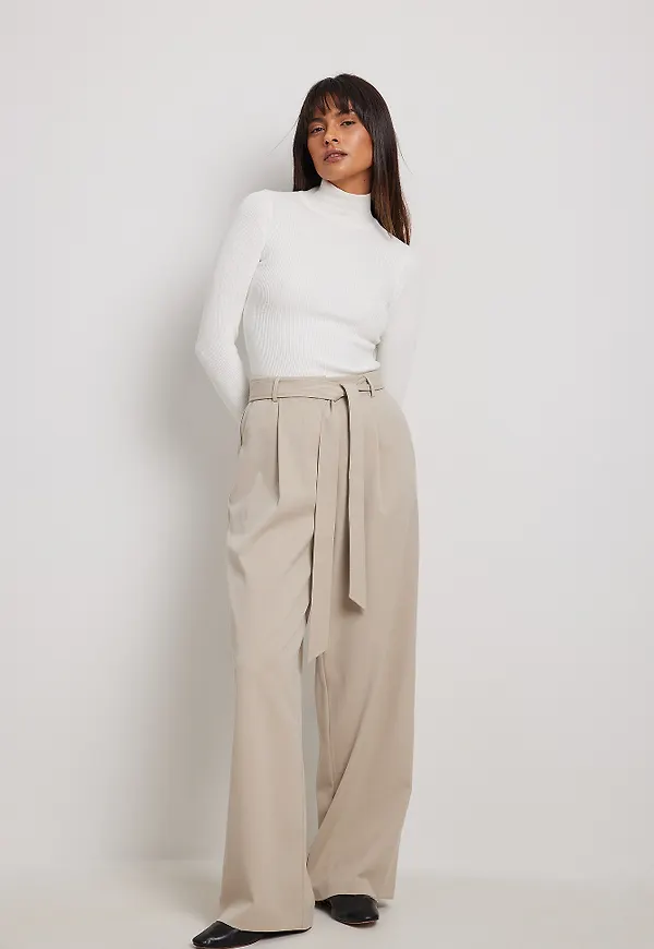NA-KD Classic Kostymbyxor med vida ben - Beige