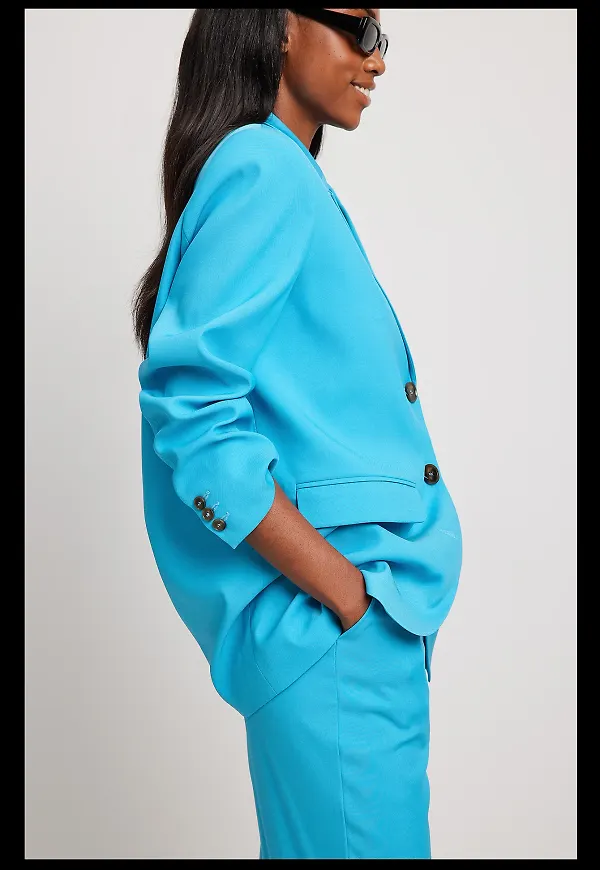 NA-KD Classic Oversized trippel-knapp blazer - Blue