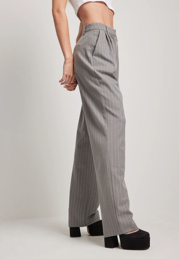 NA-KD Classic Randig byxor med hög midja - Grey,Stripe