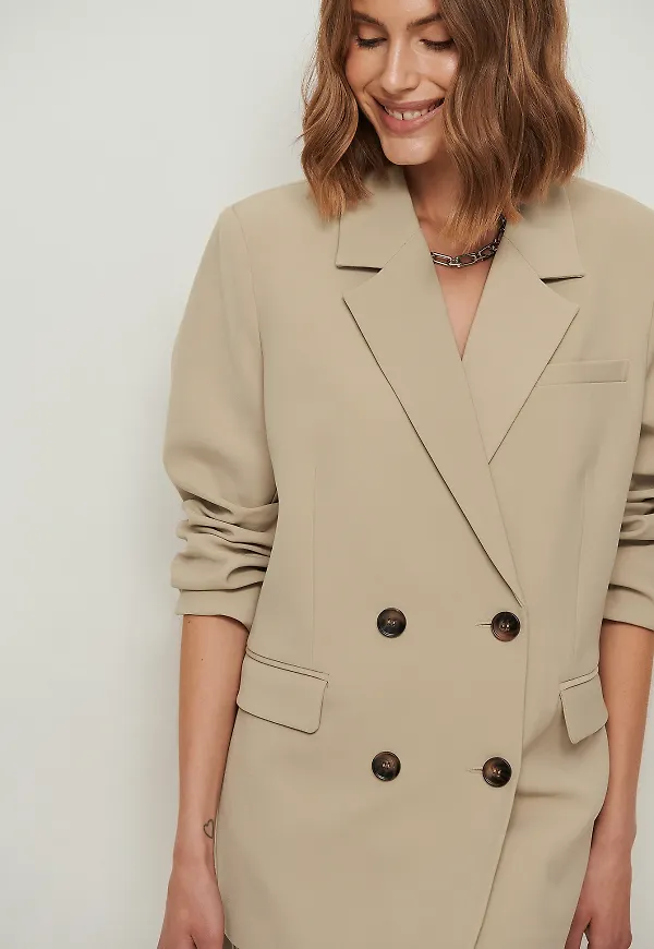 NA-KD Classic Återvunnen dubbelknäppt oversize kavaj - Beige