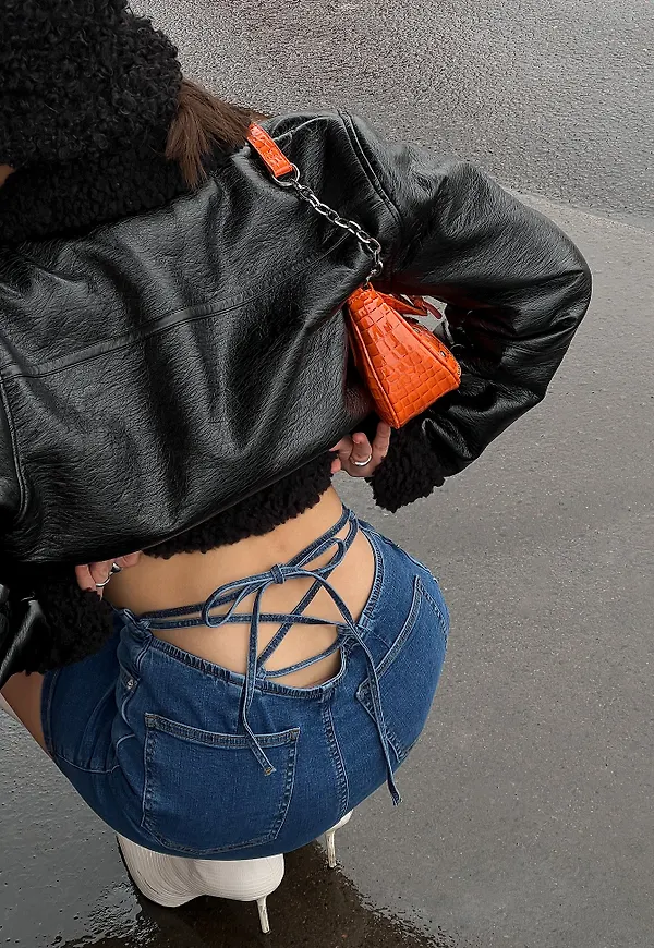 NA-KD Denim med detalj bak - Blue