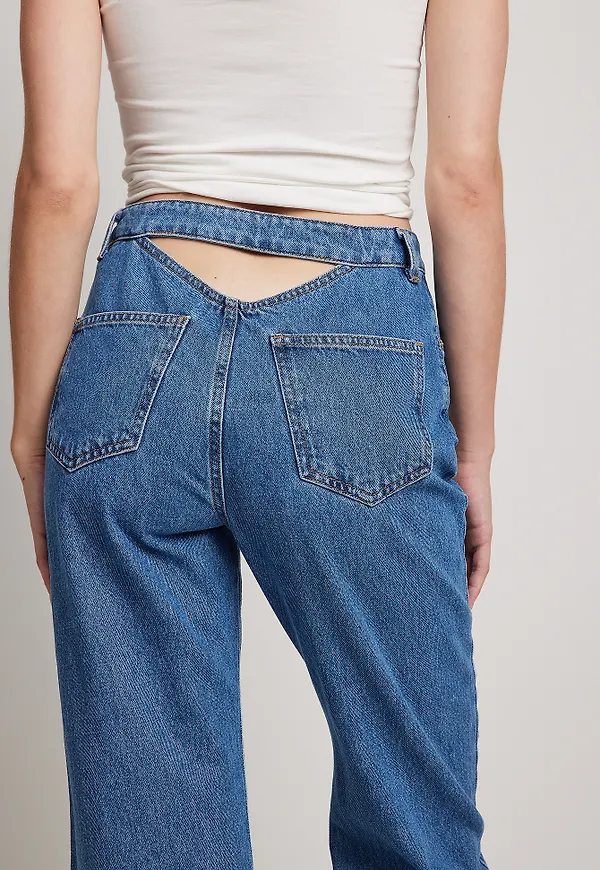 NA-KD Denim med öppen ryggdetalj - Blue