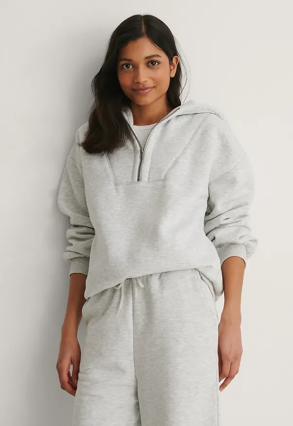 NA-KD Ekologisk hoodie med dragkedjedetalj - Grey
